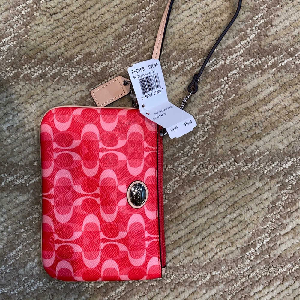 Wristlet